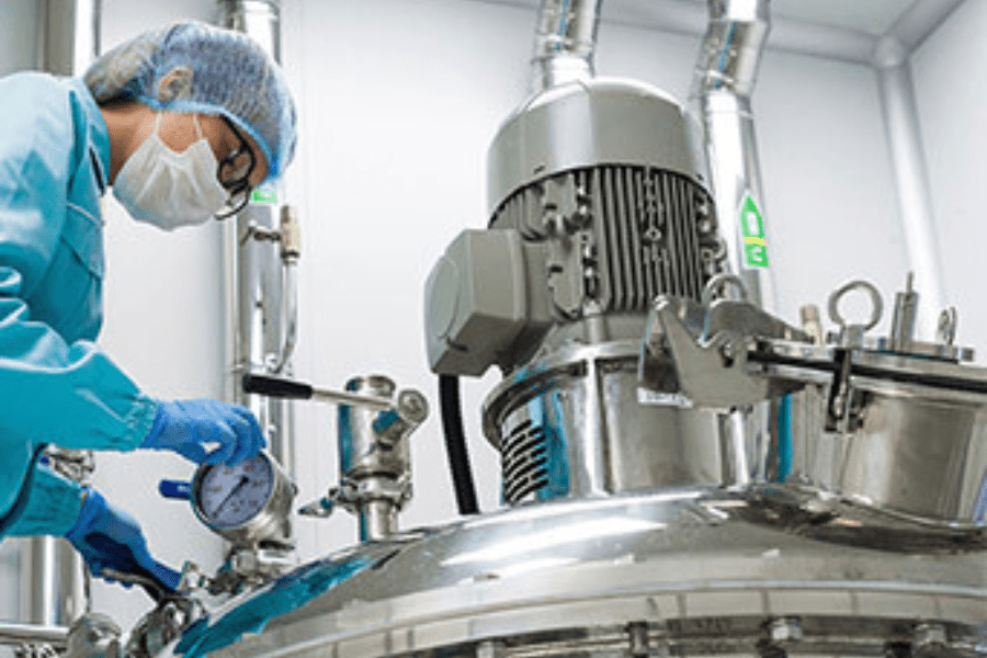 industrial mixers and agitators